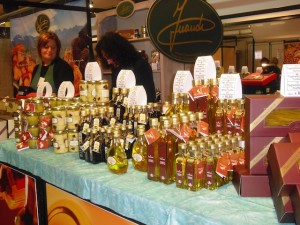 Olive Oil – crushing and scutching  – the traditional way